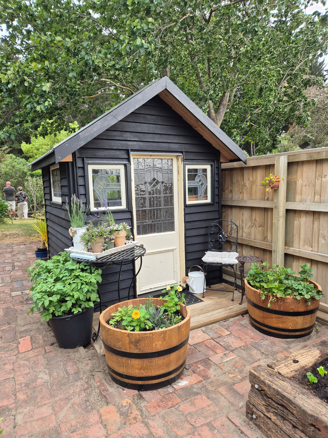 Crafted entirely from Graceworks Salvage Supplies, this stunning garden shed is a true showcase of creativity and sustainability! 🌟 Featuring: