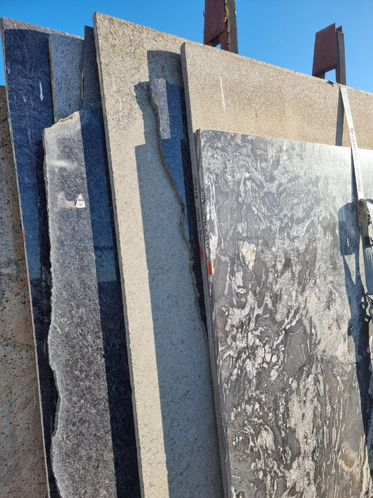 Granite/Engineered Stone slabs