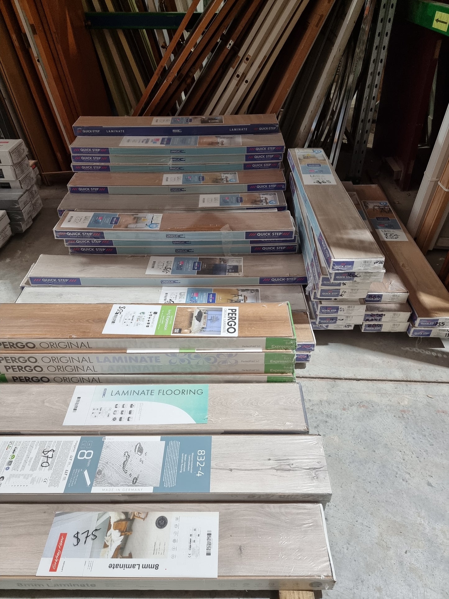 Vinyl/ Laminate/ Hybrid Flooring