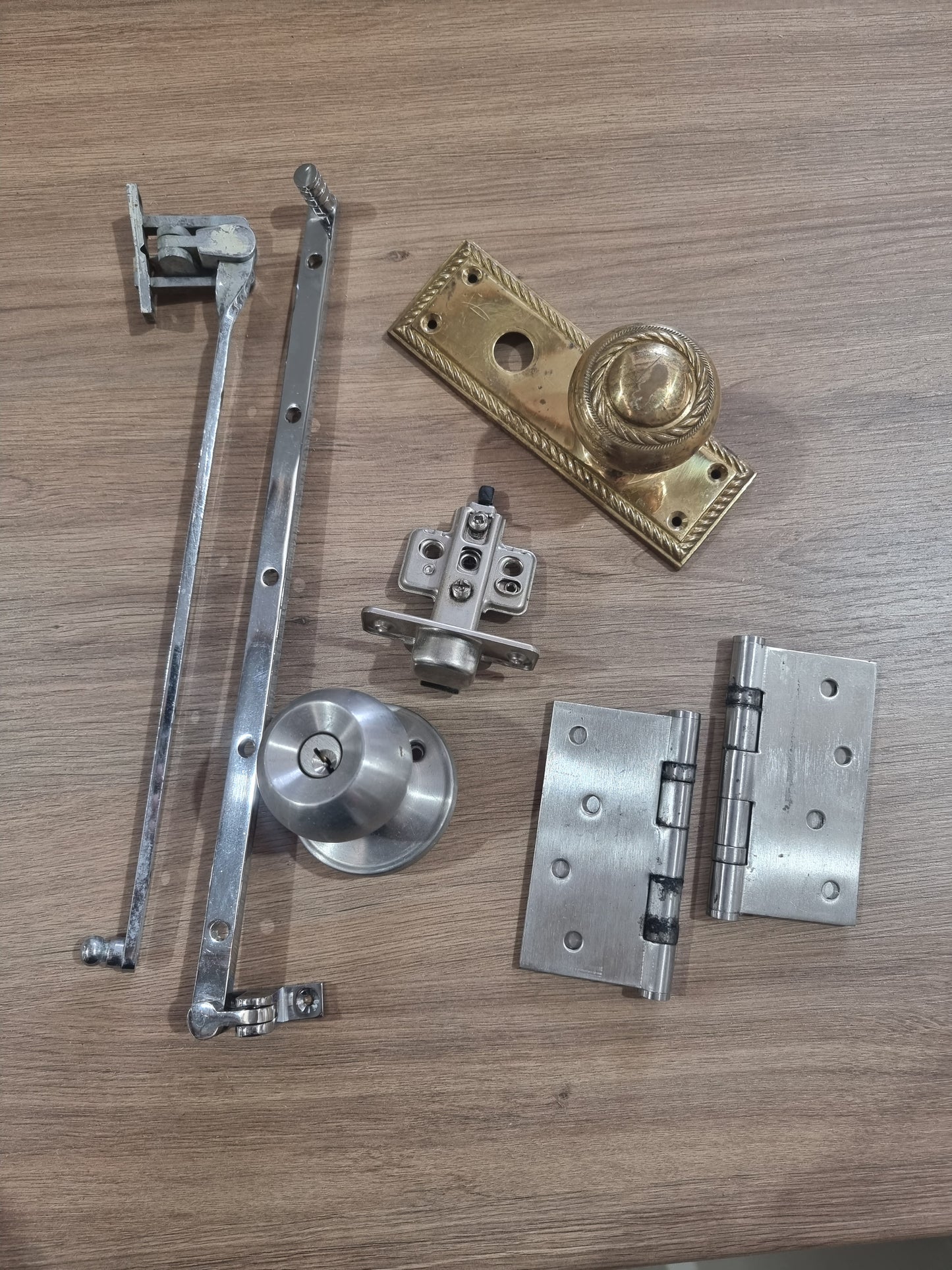 Window and Door Hardware